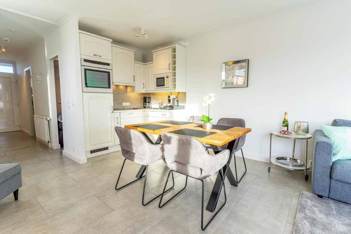 Scharbeutz 2- Zimmer- Luxus Apartment Mit Eigener Sauna المظهر الخارجي الصورة